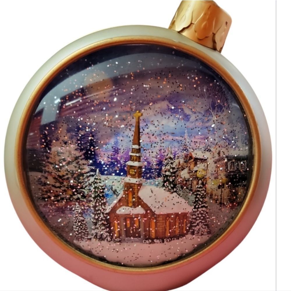 Large Decorative Snowglobe - Picture 4 of 5